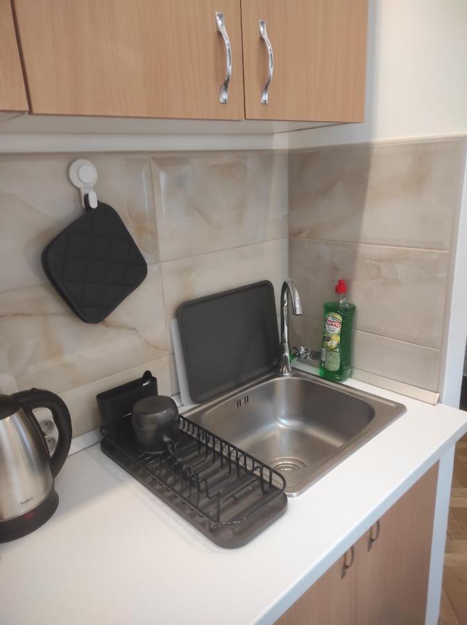 Apartman Nicolas Belgrado Exterior foto